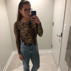 Brown zebra being long sleeve blouse